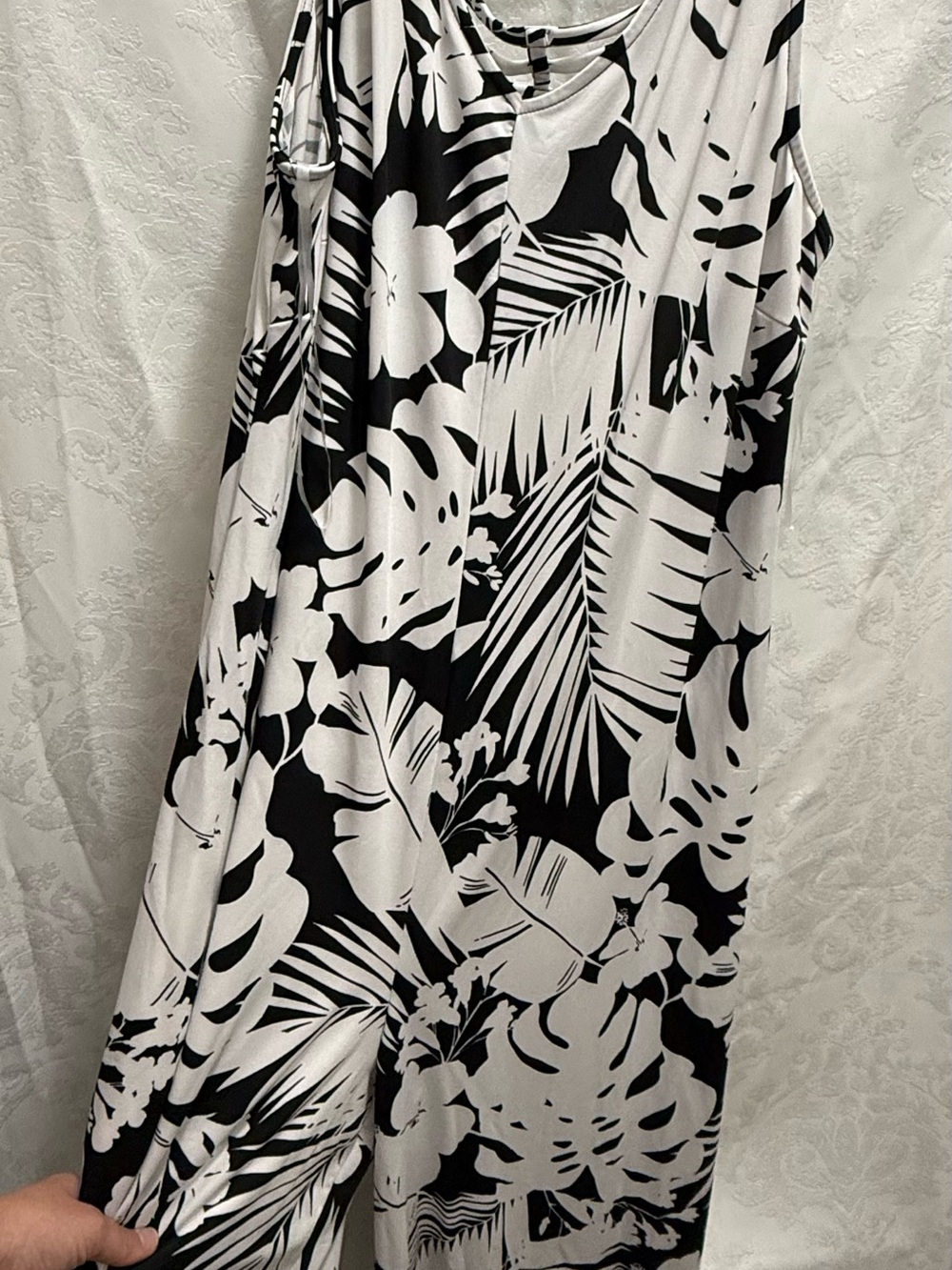 Sleeveless Black & White Tropical Print Jumpsuit